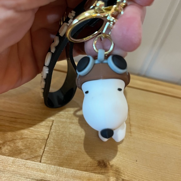Snoopy Key Chain/Charm - Picture 6 of 7
